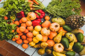 Fruits and vegetables are full of multiple vitamins